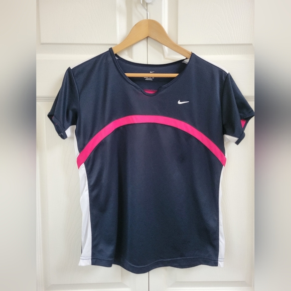 Nike Dri-fit T-shirt - Picture 1 of 3